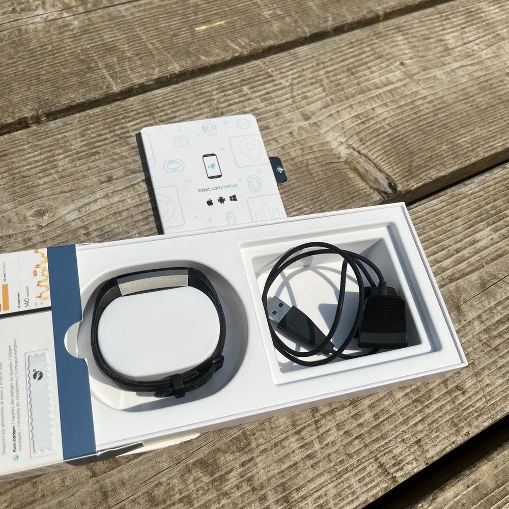 New Fitbit Alta HR Heart Rate Black BAND